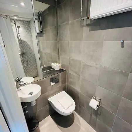 Getaway Cute For Two 6